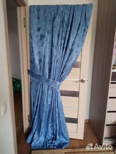 Штора 3,4м на 2,5м на ленте