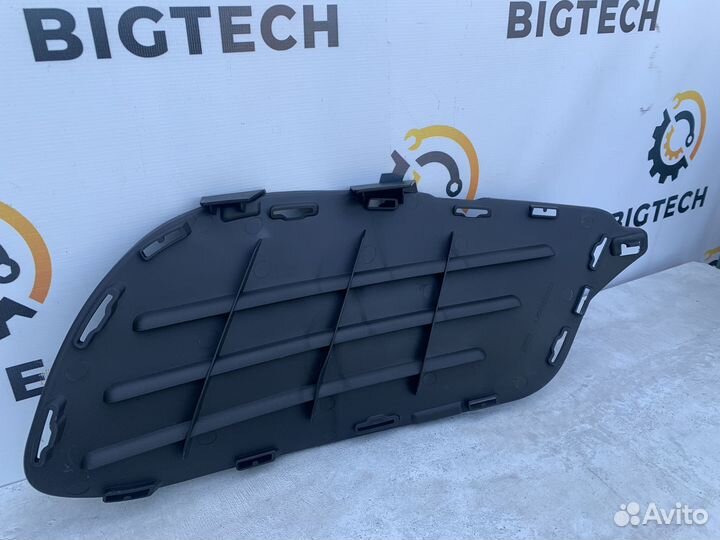 Накладка переднего бампера Mercedes A2078852423