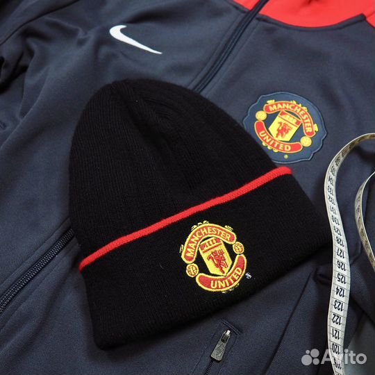 Шапка Manchester United официальный мерч