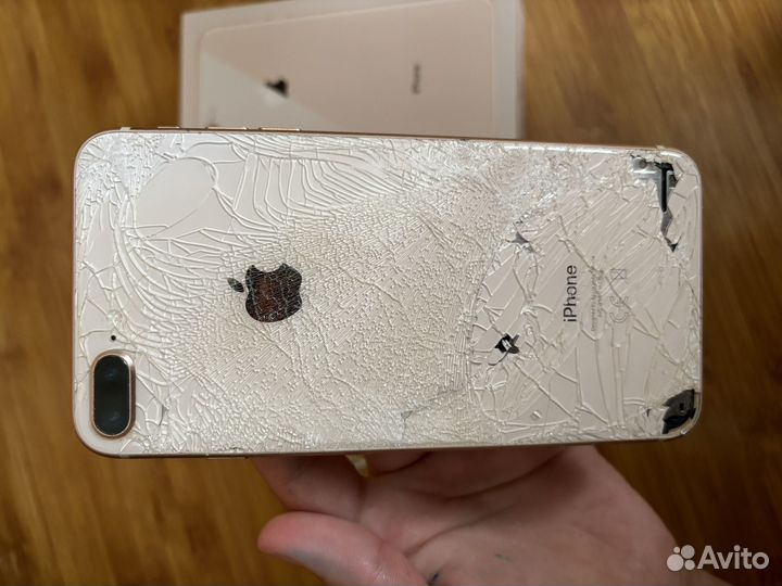 iPhone 8 Plus, 64 ГБ