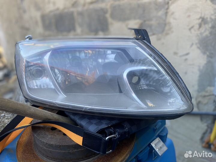 Фара на гранту