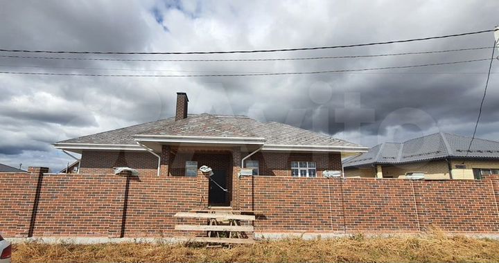 Коттедж 147,6 м² на участке 10 сот.