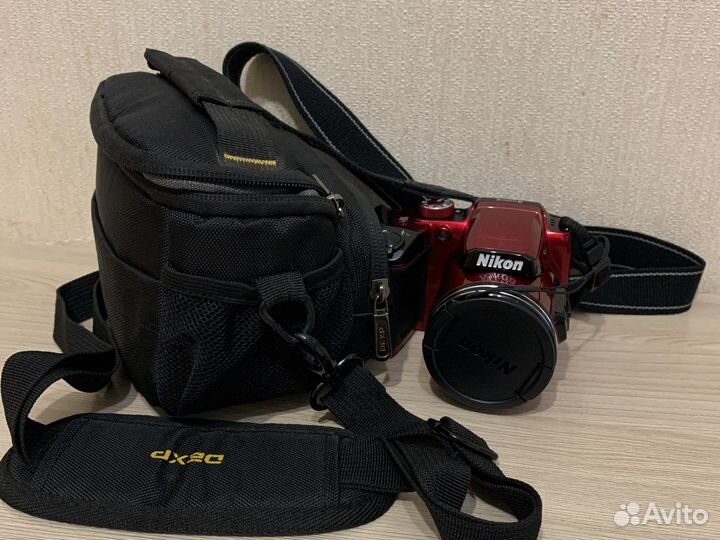 Компактный фотоаппарат