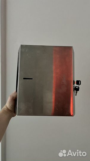 Держатель для бумажных полотенец