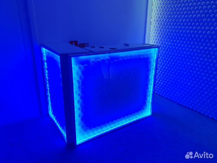 Стойка световая