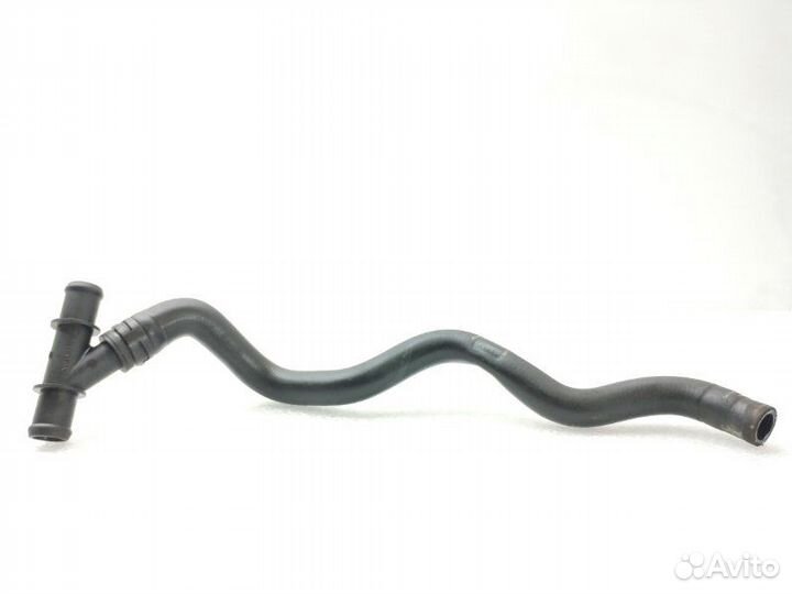 Патрубок системы охлаждения Volkswagen Golf 5 1.4