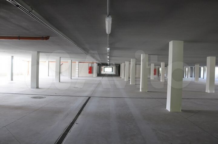 Машиноместо, 18 м²