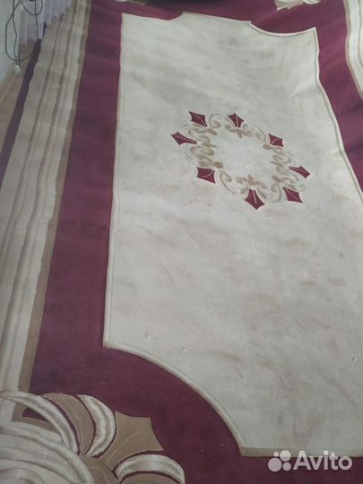 Ковер шерстяной