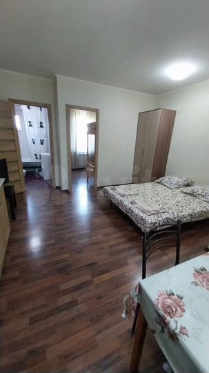 Комната 38 м², 2/2 эт.