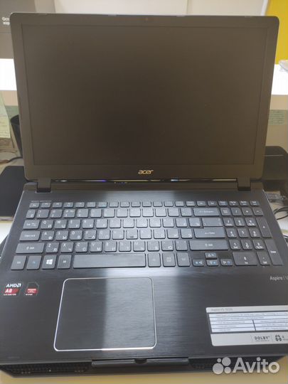 Acer aspire V5 552G