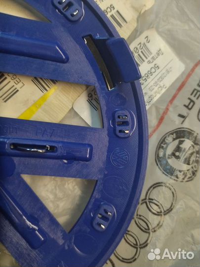 Эмблема volkswagen