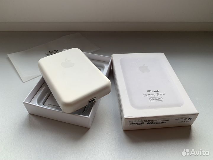 Повербанк magsafe для iPhone