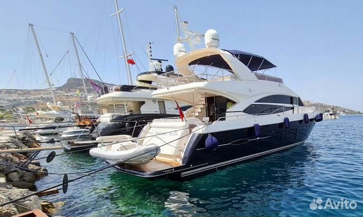 Моторная яхта Princess 72 2013 (680 м/ч)