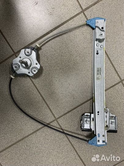 Стеклоподьемник