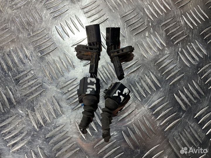 WHT003857 WHT003856 VAG Датчик ABS