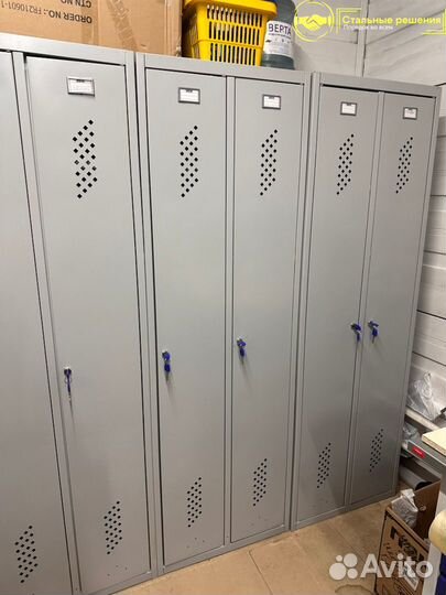 Шкаф металлический для раздевалок