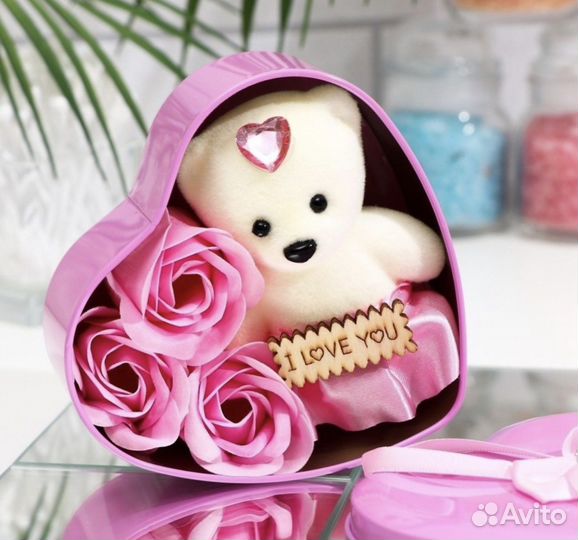 Мыльне розы; мишка; подарок