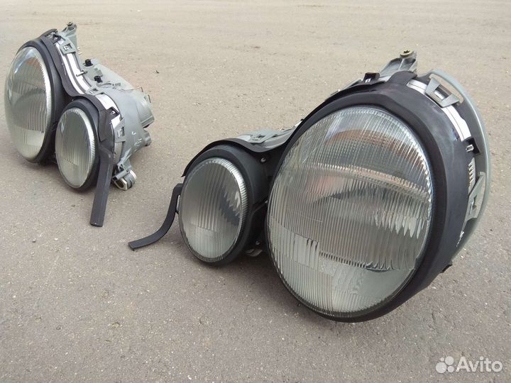 Mercedes-Benz E-Class фара левая