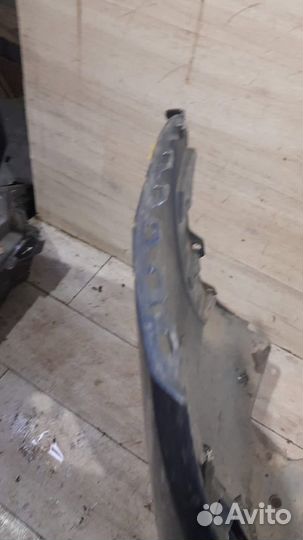 Бампер передний под парктроники и омыватели