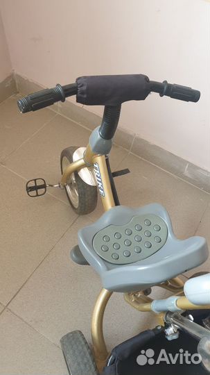 Детский велосипед Trike с ручкой 3х-колесный