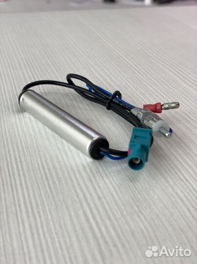 Переходник для антенны VW/skoda с питанием