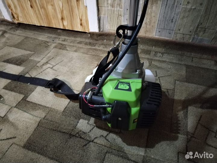 Триммер новый