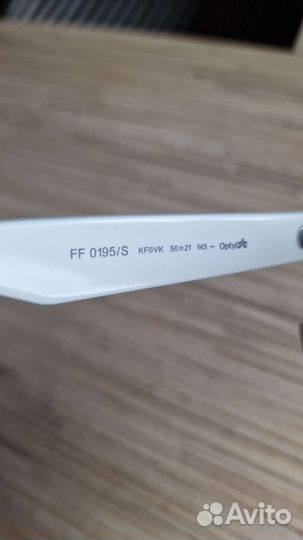 Солнцезащитные очки женские Fendi