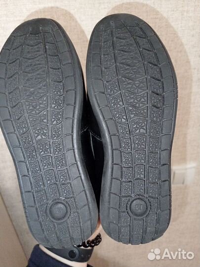 Мокасины новые ботинки для мальчика 30 р