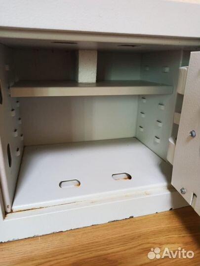 Встраиваемый сейф Format Wega-10-260 EL