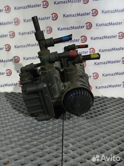 Кран управления тормозами прицепа камаз 54901