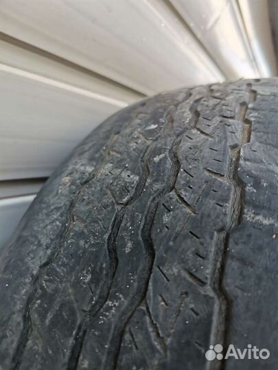 Bridgestone Dueler H/T 687 225/65 R17