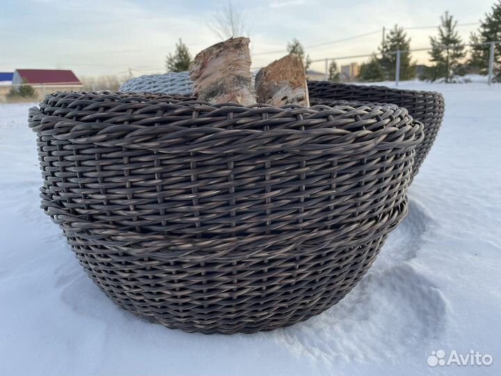 Дровница плетеная