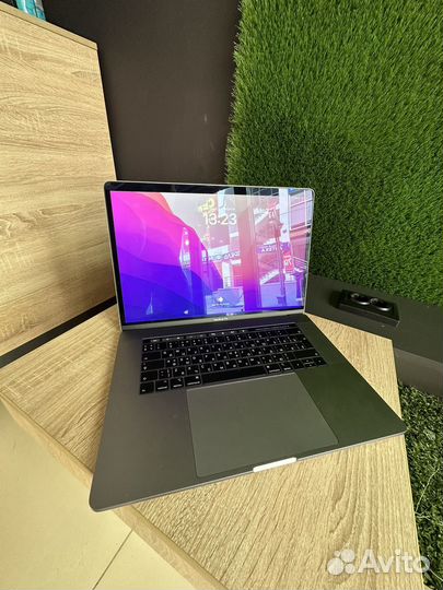 Apple MacBook Pro 15,2018,Space Gray