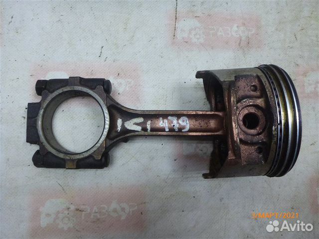 Поршень с шатуном Mitsubishi Montero Sport K90