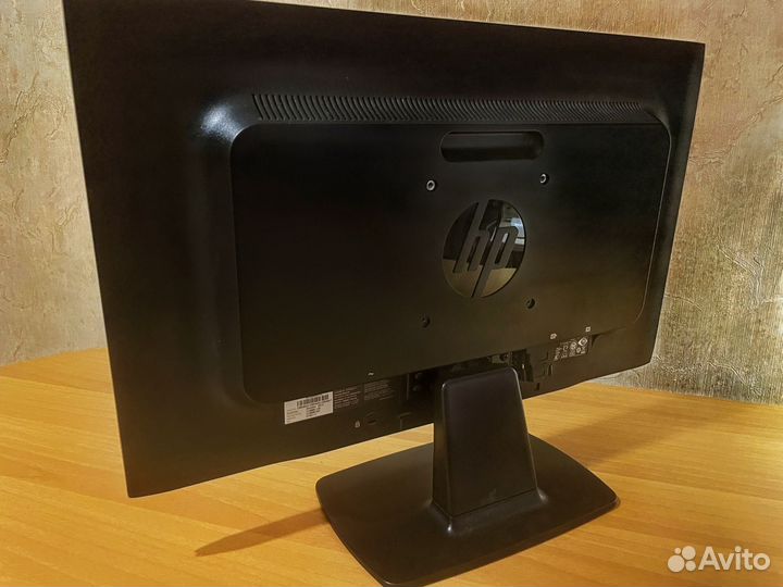 Монитор HP ProDisplay P221 21.5