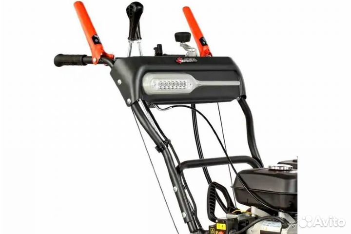 Снегоуборщик Yanis Blizzard M24DL