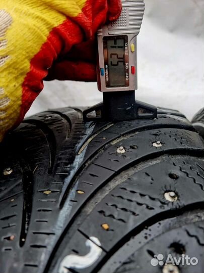 Goodyear UltraGrip Extreme 205/60 R16 92T