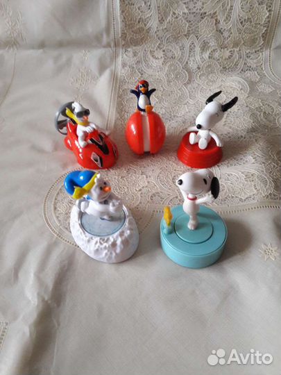 Игрушки из киндер-сюрпризов