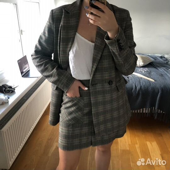 Костюм с юбкой Mango