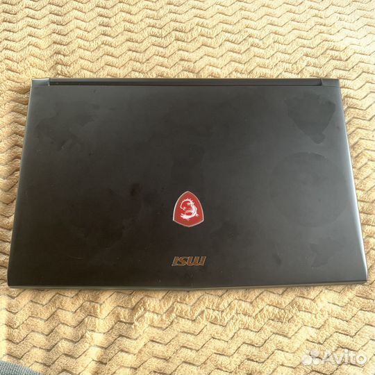 Игровой ноутбук MSI, i7 7700HQ, 16гб, GTX 1050, M2