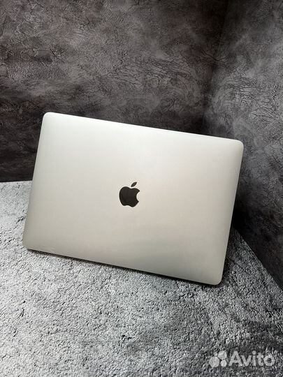 Apple MacBook air 13 2020 m1 8gb 256
