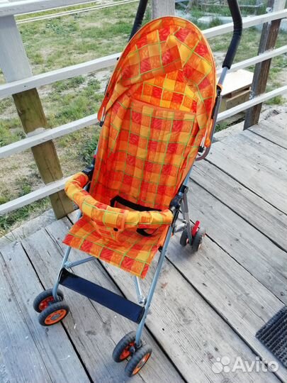 Коляска прогулочная