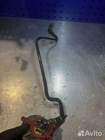 Вакуумный насос Audi