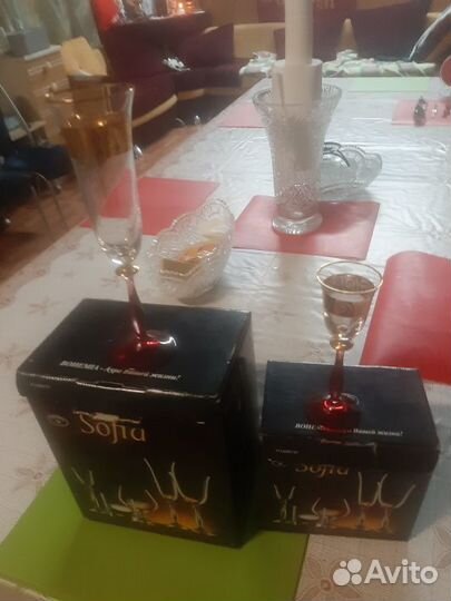 Рюмки, бокалы, стаканы с позолотой Sofia