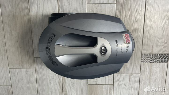Моющий пылесос LG