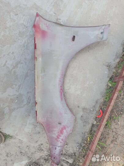 Крыло правое переднее peugeot 206