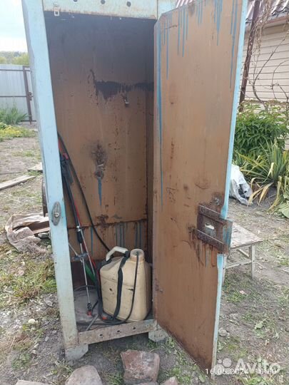 Шкаф металлический для инструментов бу