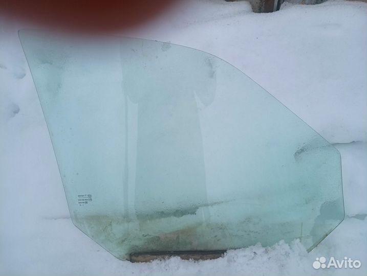Стекло переднее левое ваз 2112