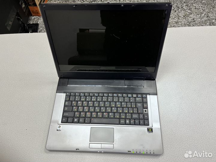 Ноутбук PoverBook v550 WH