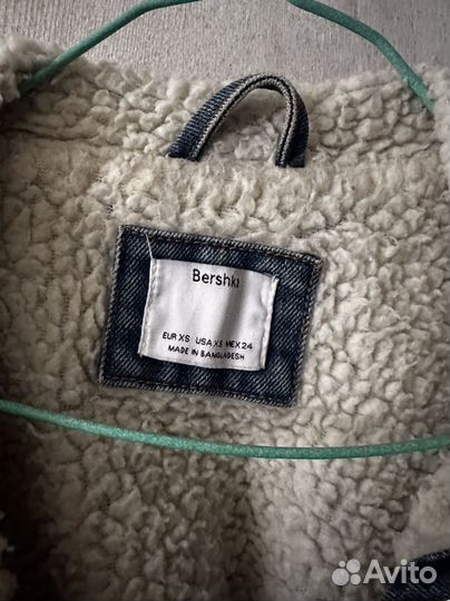 Джинсовая куртка Bershka